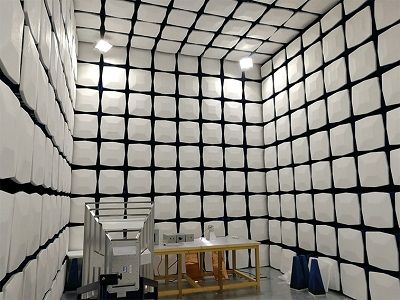 6041624932317806.jpg 電波暗室.jpg